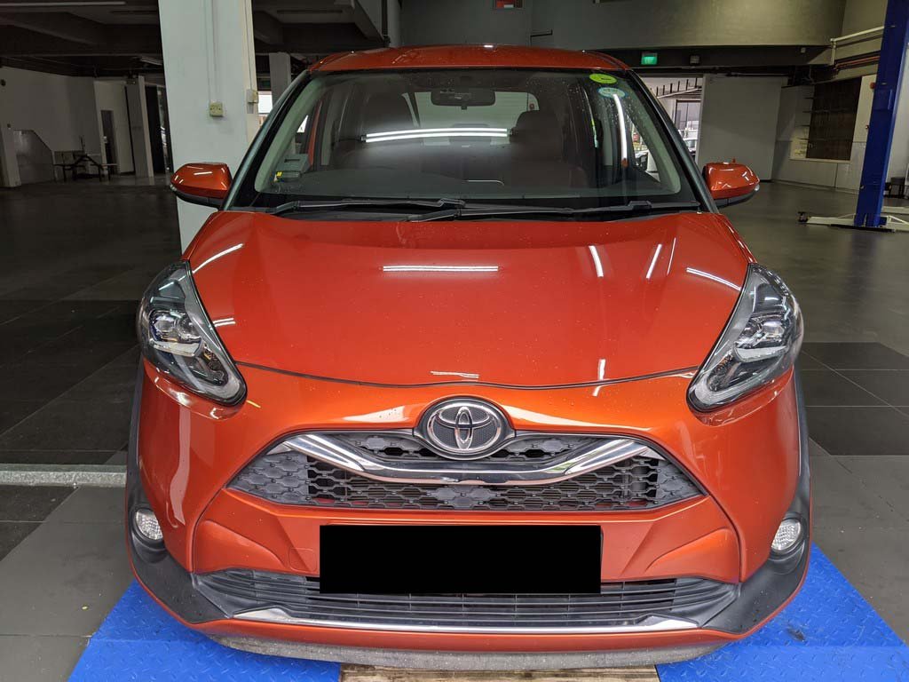 Toyota Sienta Elegance (Auto)