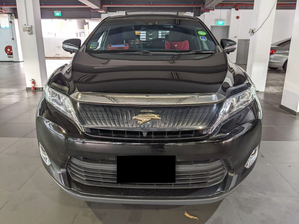 Toyota Harrier Premium 2.0 Cvt