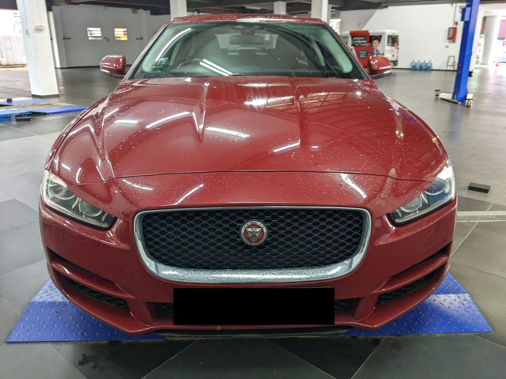 Jaguar Xe 2.0 I4d Tss