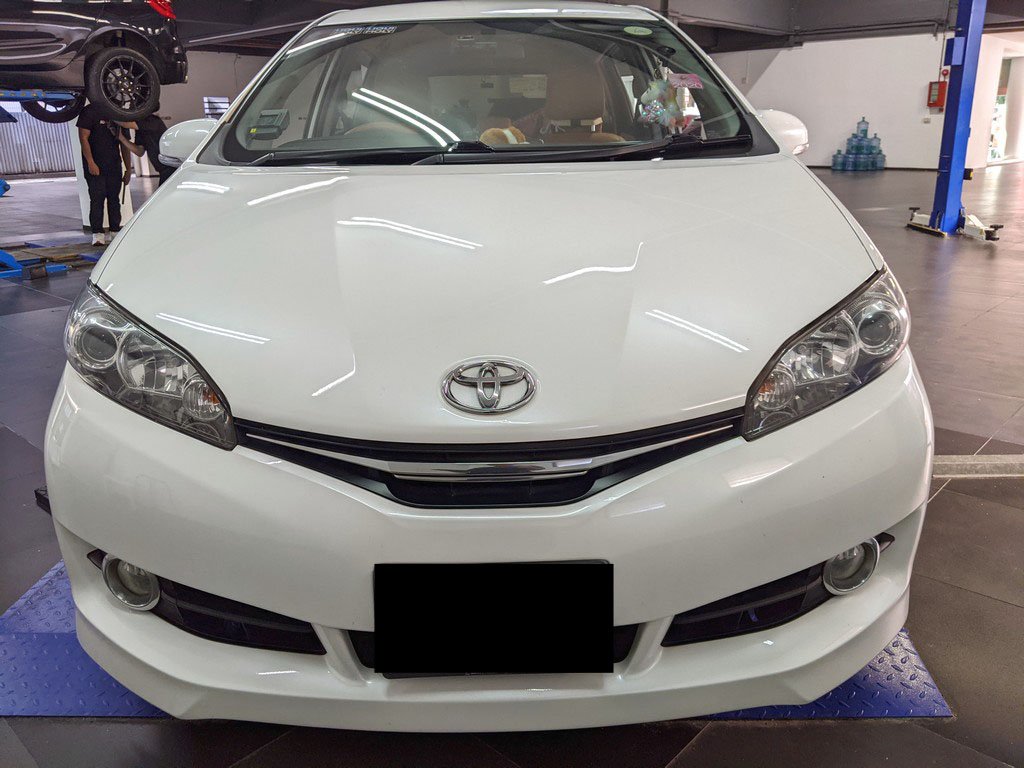 Toyota Wish 1.8 Cvt