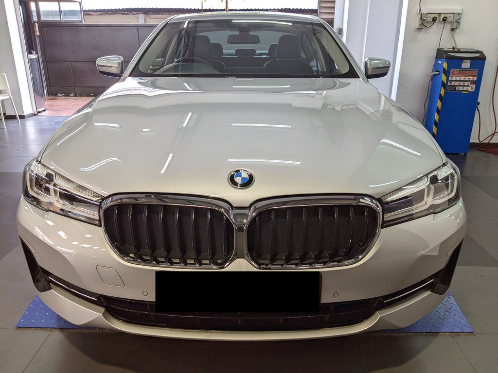 BMW 520i Adap Led Hl (Hybrid)