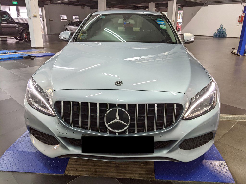 Mercedes Benz C180 Avantgarde (r17 Led)