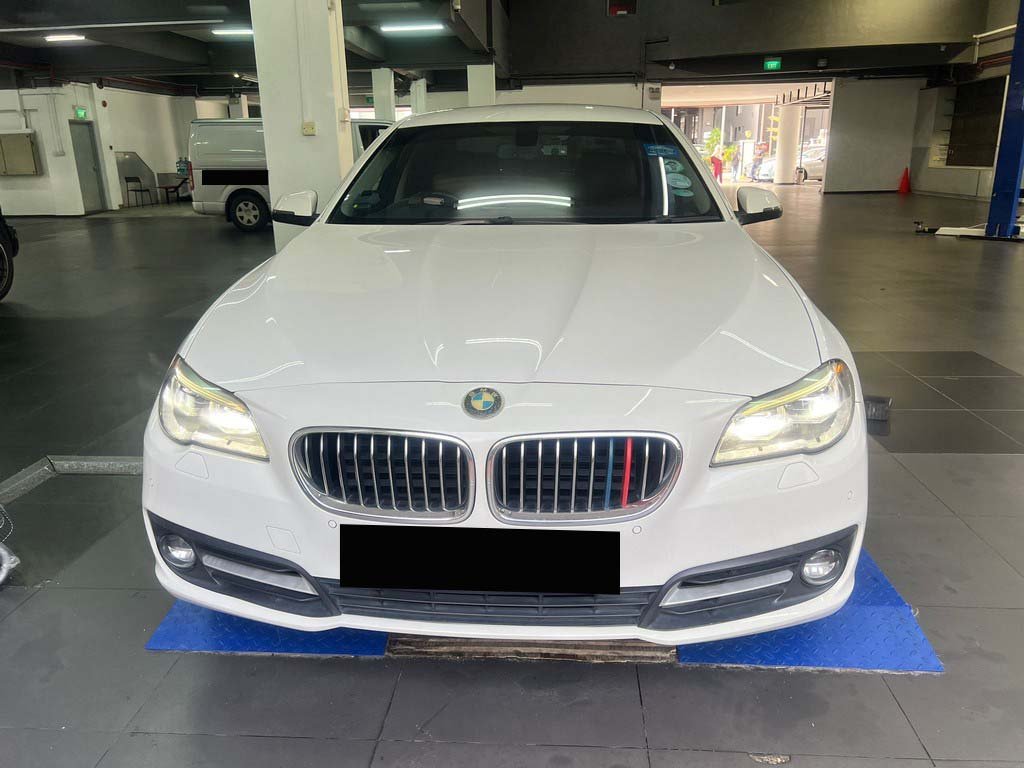 BMW 520I AT D/ab 2wd 4dr Led Nav