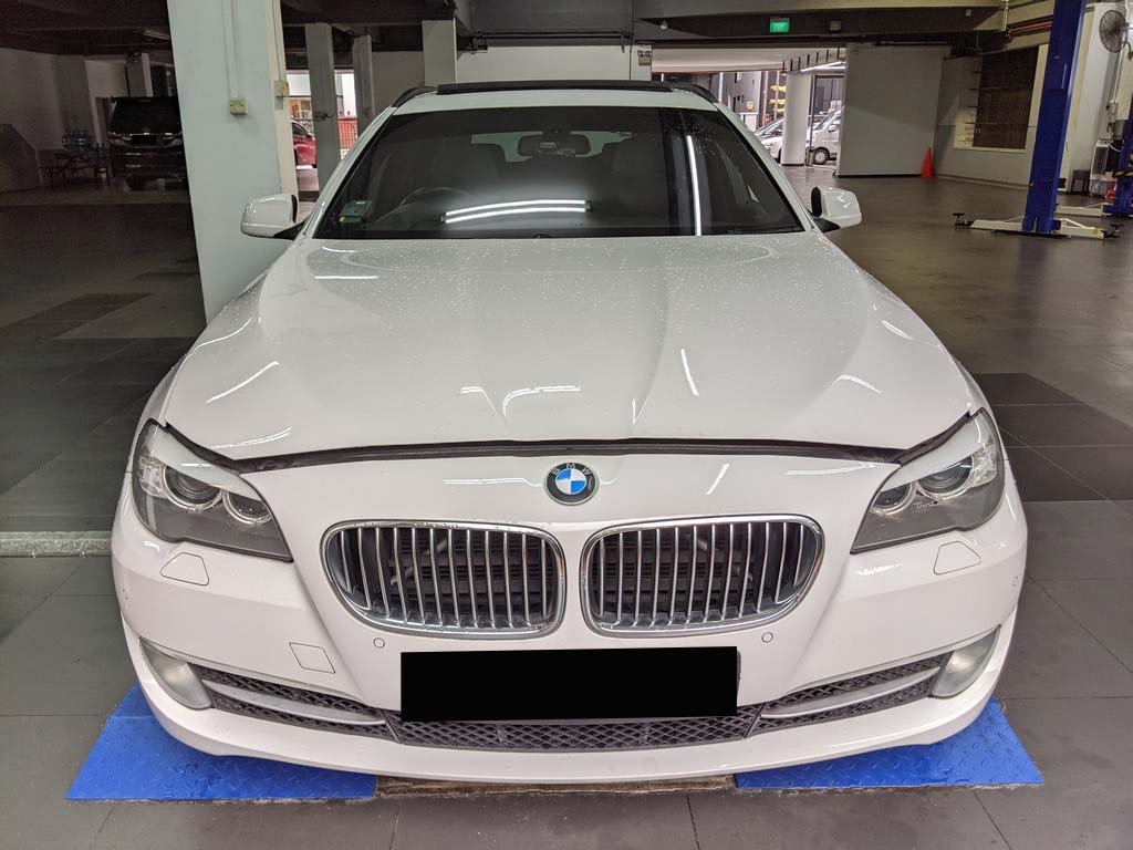 BMW 535I 3.0 AT Abs D/ab Sr Nav Hud Hid (COE Till 05/2031)
