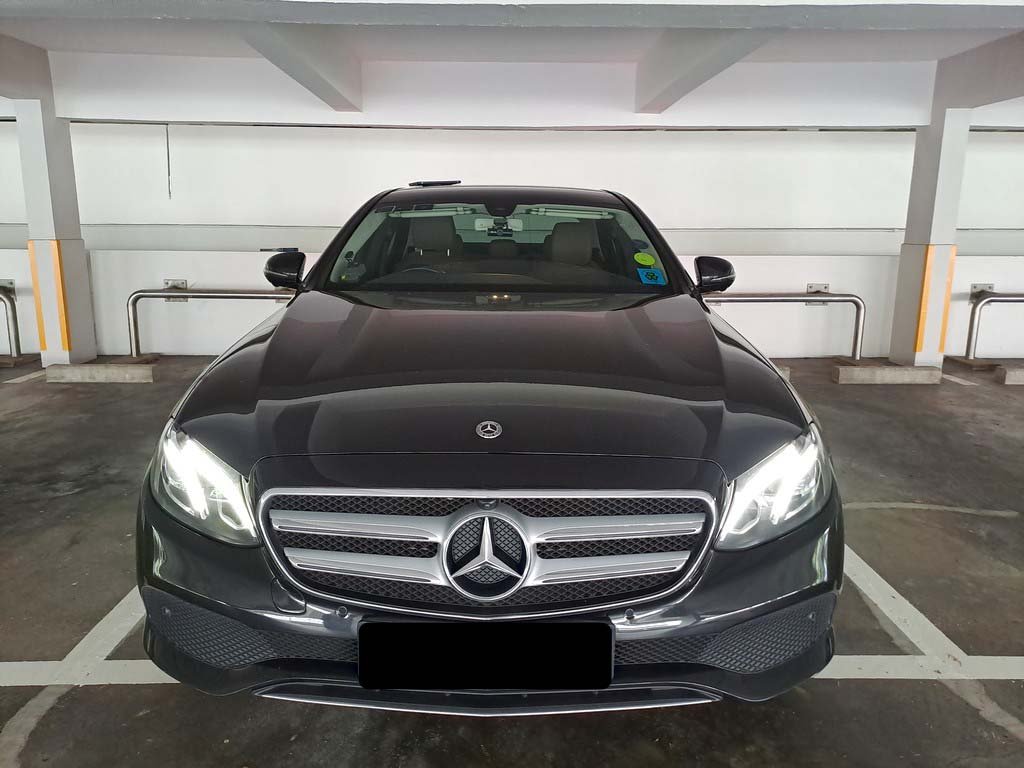 Mercedes Benz E200 Sedan Avg (R18 Led)