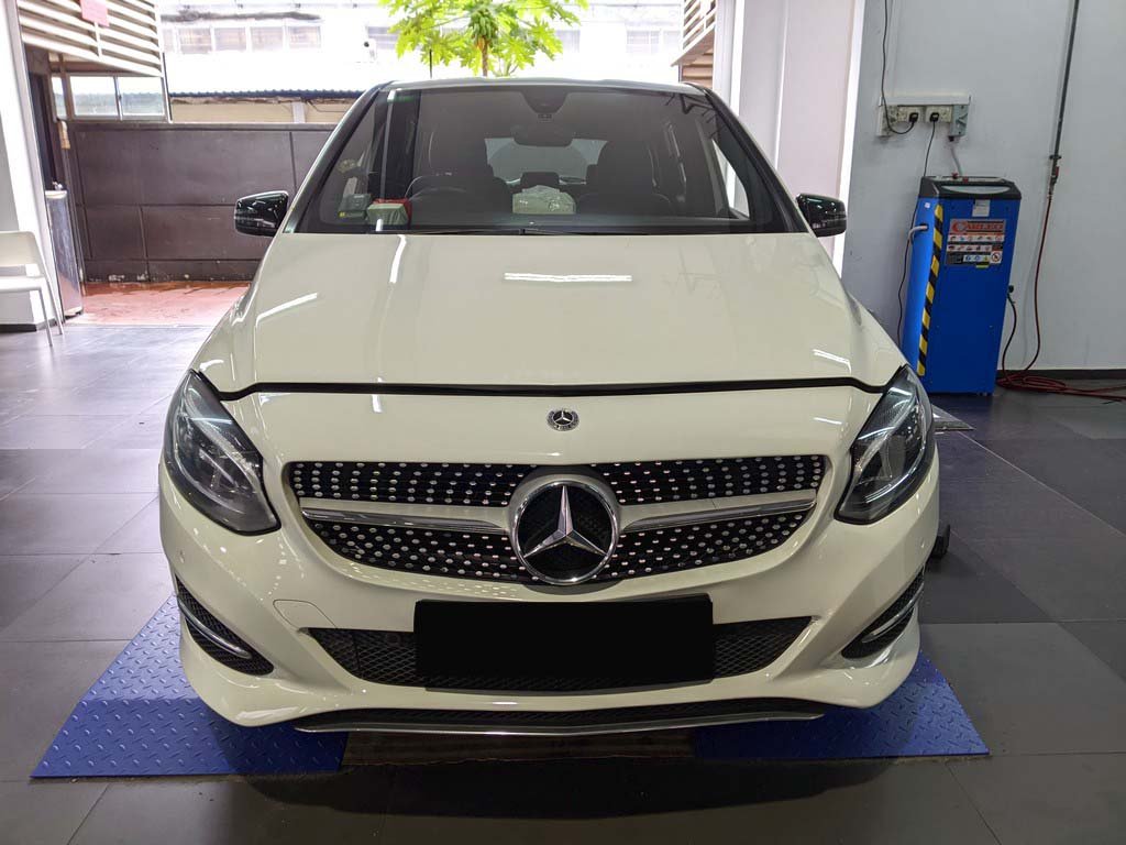 Mercedes Benz B180 Style (R16 Led)
