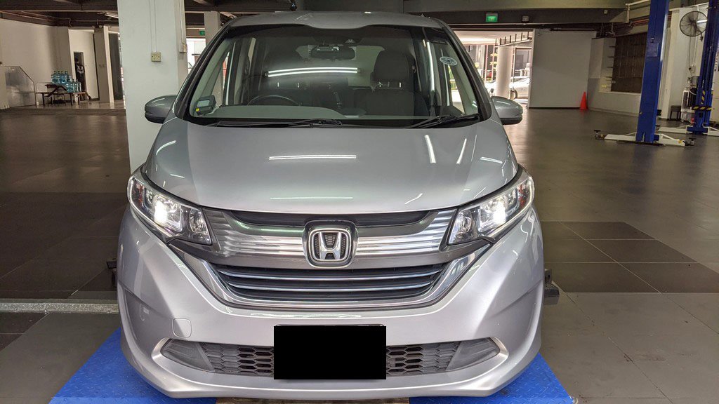 Honda Freed 1.5g Auto (Hybrid)