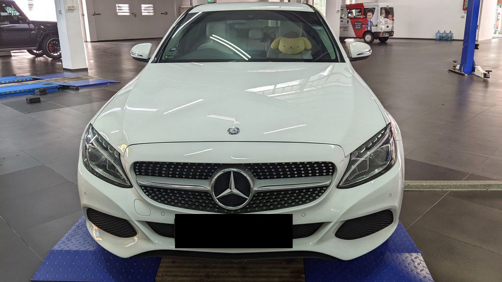 Mercedes Benz C180 Avantgarde (r17 Led)