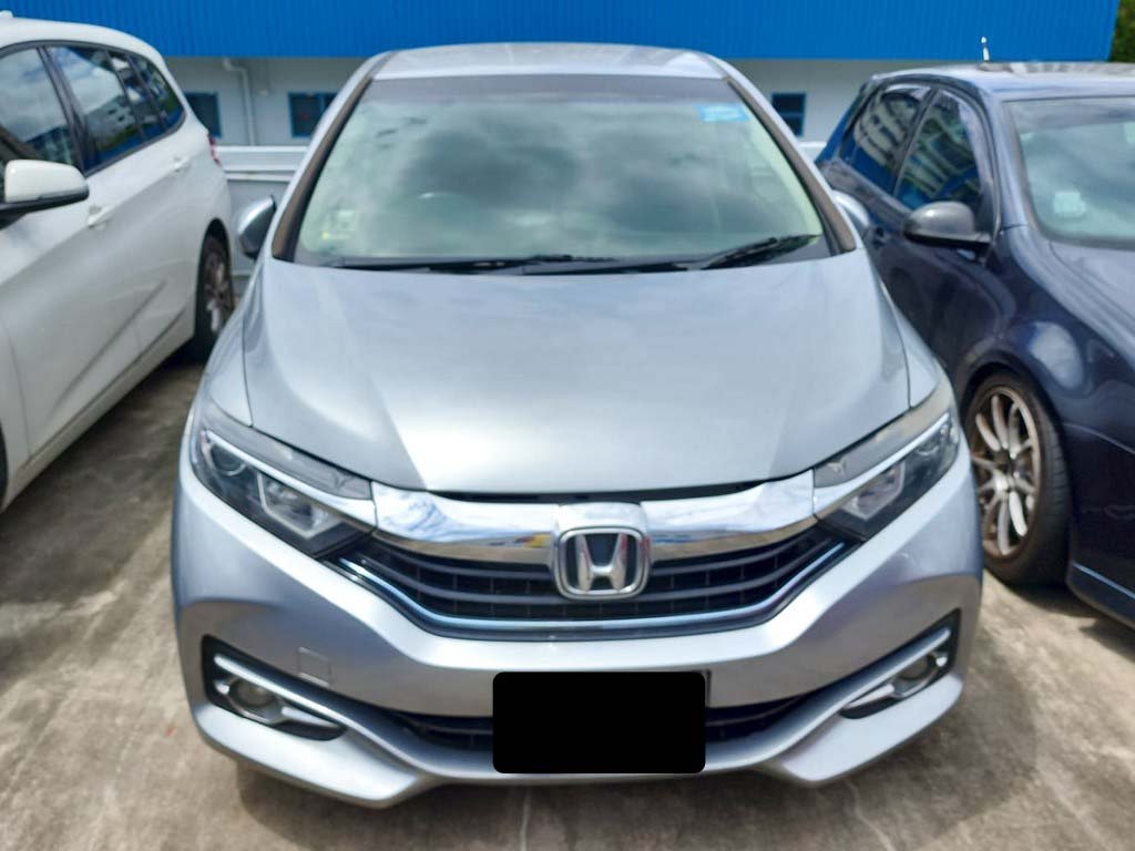 Honda Shuttle 1.5 Auto (Hybrid)
