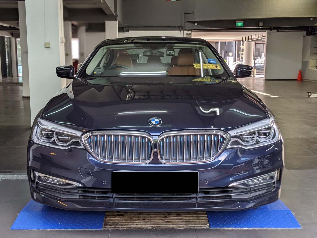 B.M.W. 530E LED NAV (Plug-in Hybrid)