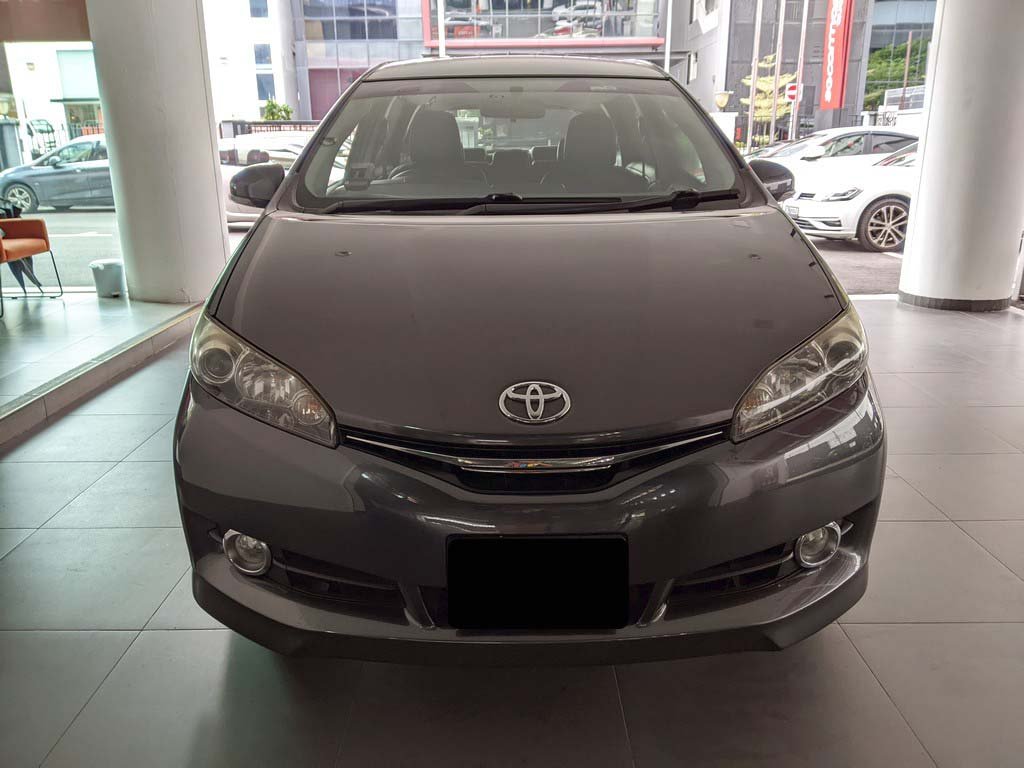 Toyota Wish 1.8 CVT