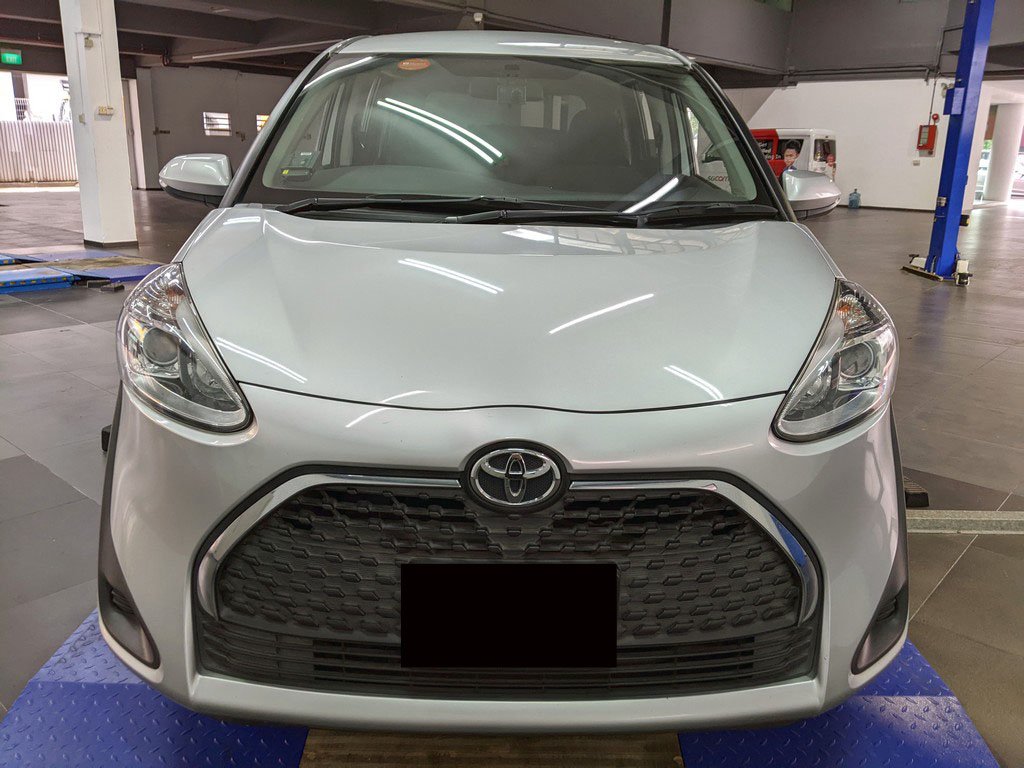 Toyota Sienta 7 Seater 1.5x Cvt