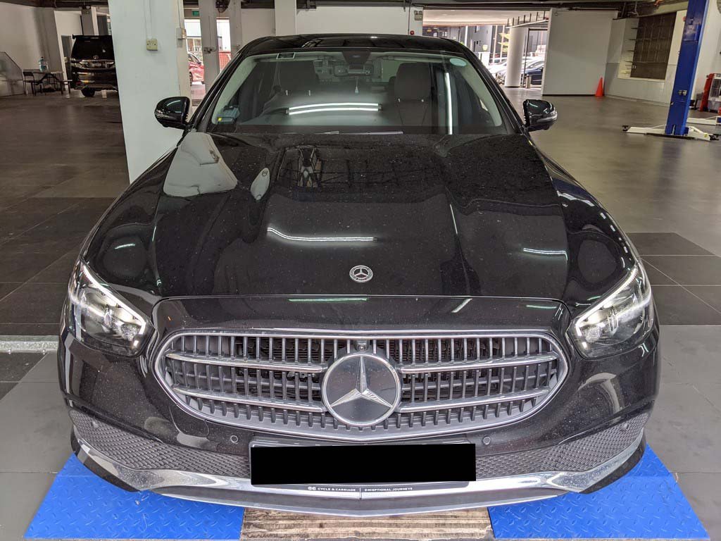 Mercedes Benz E200 Sedan Avg (Hybrid)