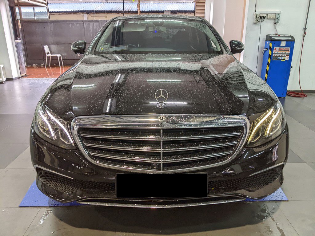 Mercedes Benz E250 Exclusive (r18 Led)