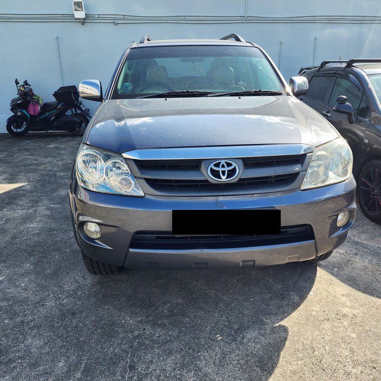 Toyota Fortuner 2.7 (COE Till 10/2026)