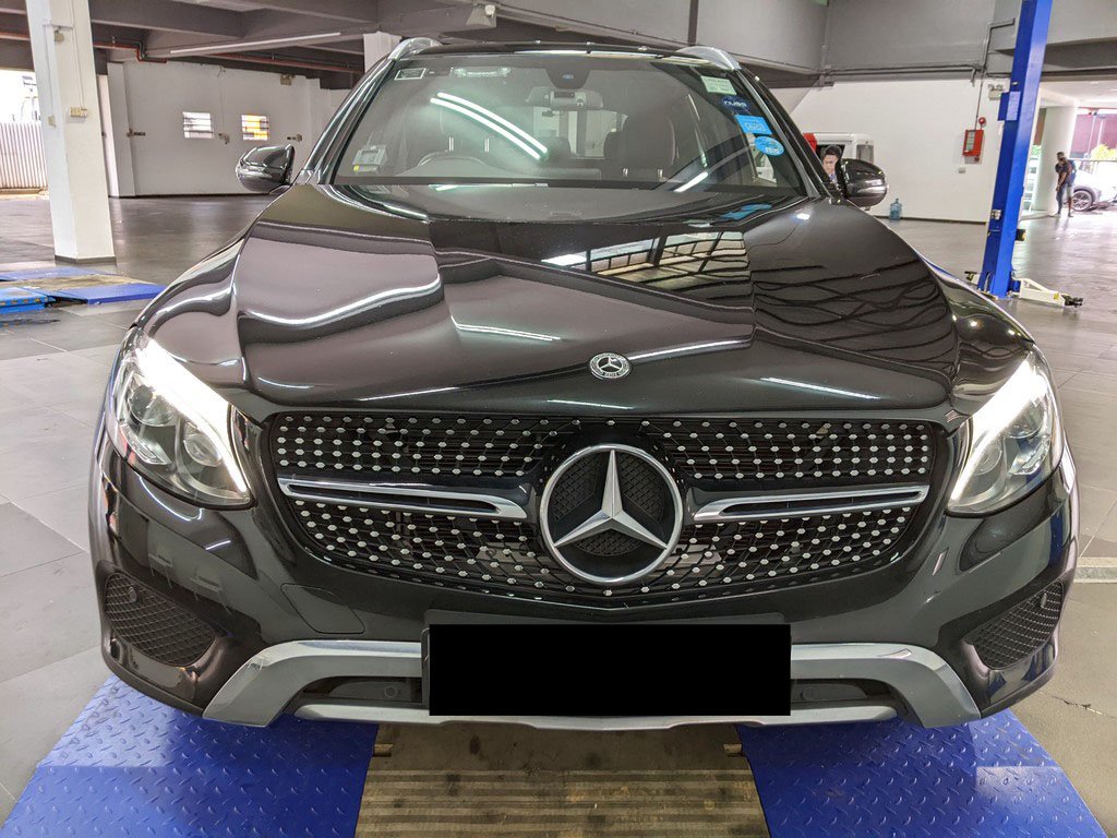 Mercedes Benz Glc250 4matic (R18 Led)