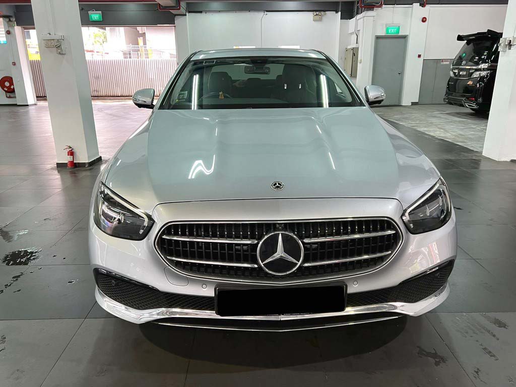 Mercedes Benz E200 Sedan AVG