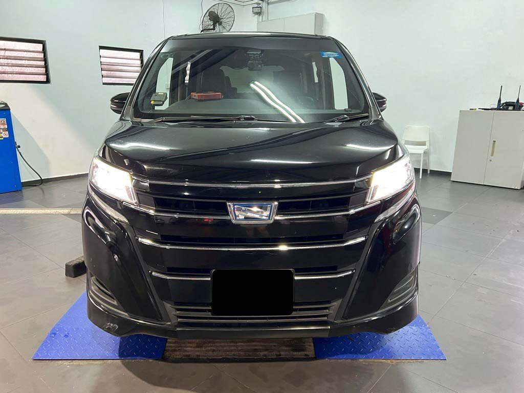Toyota Noah 1.8X CVT (Hybrid)