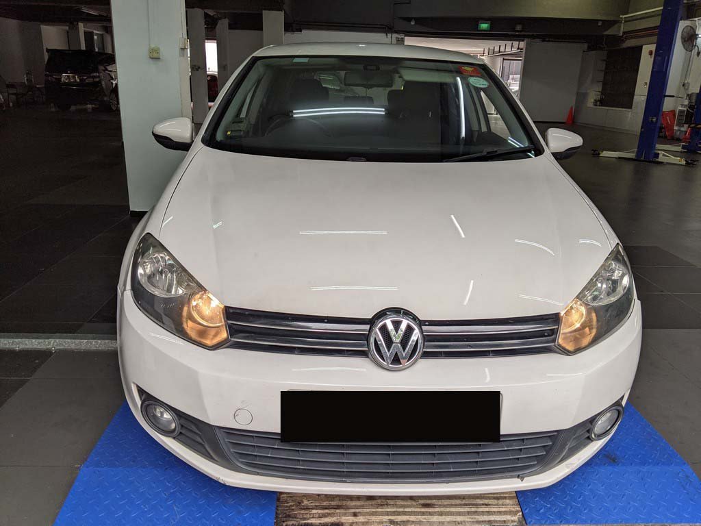 Volkswagen New Golf 1.4 At 5k13g5 (COE Till 03/2031)
