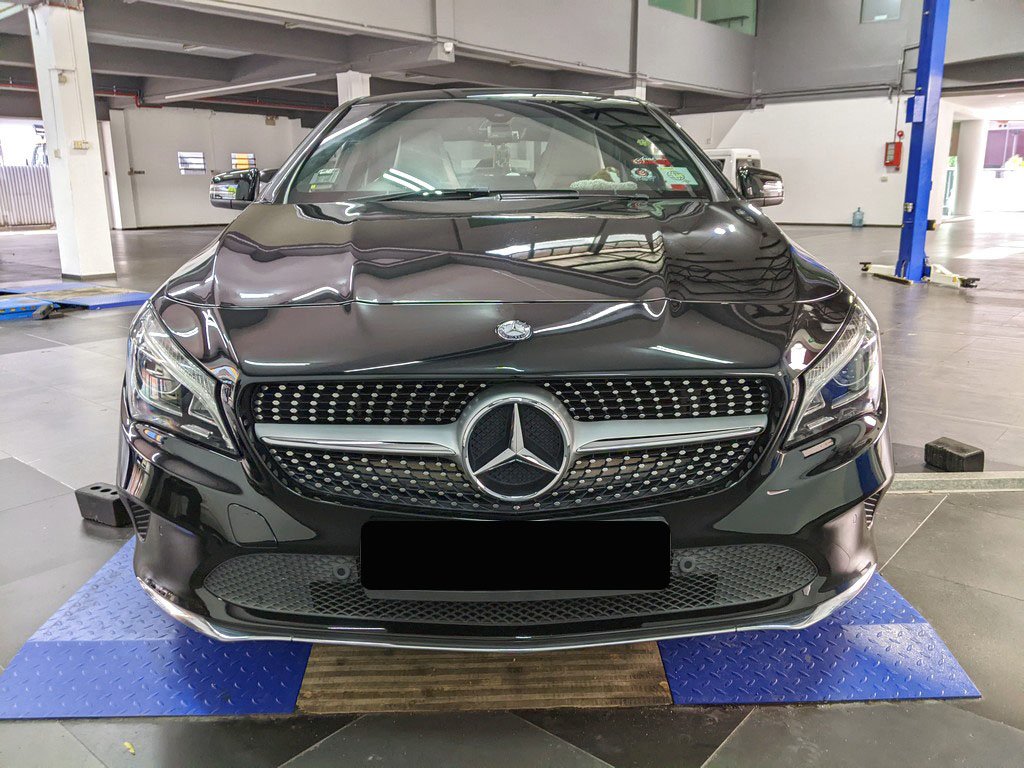 Mercedes Benz CLA180 Coupe Urban (R18 Led)