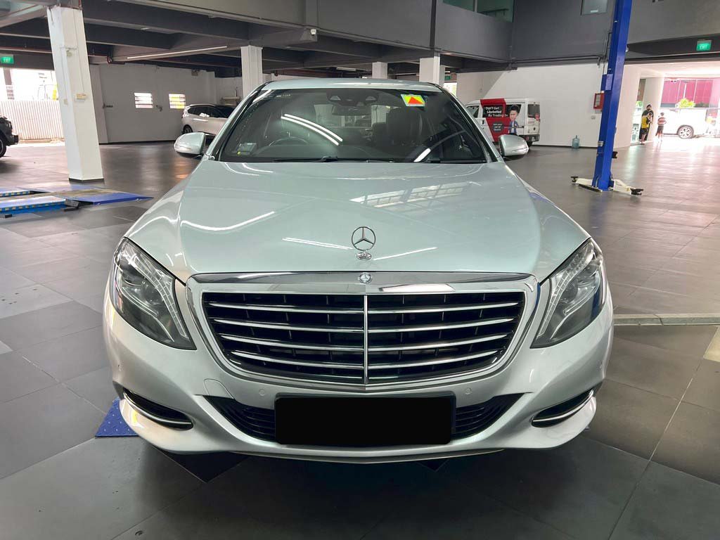 Mercedes Benz S320L (R19 Led)