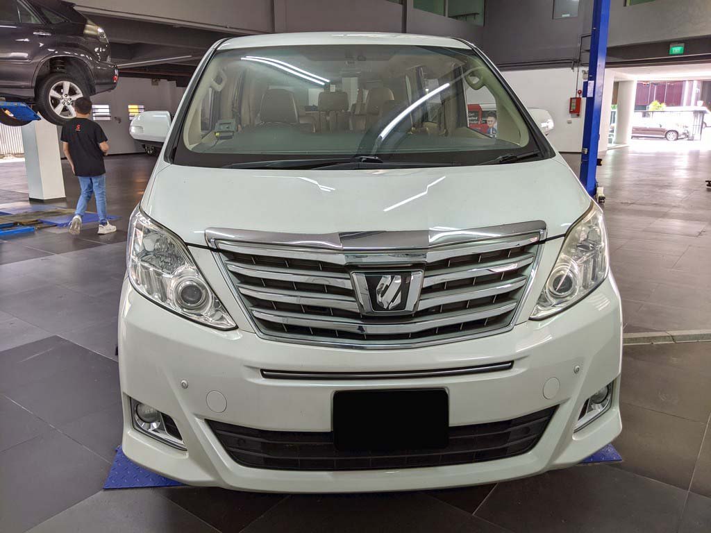 Toyota Alphard CVT (COE Till 09/2033)