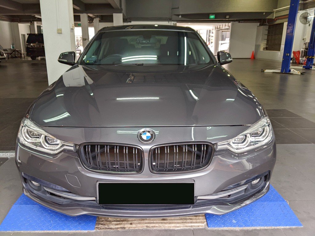 BMW 318I Sedan Led Nav