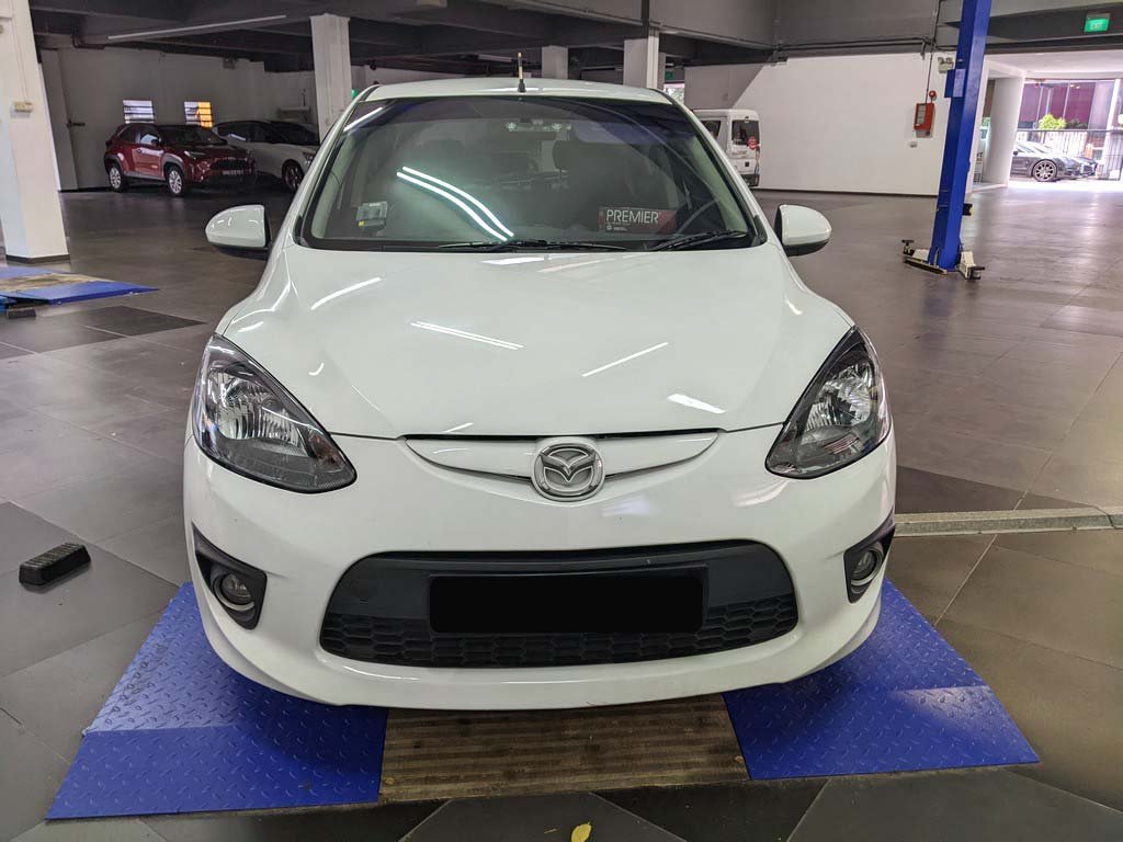 Mazda 2 At R (COE Till 08/2028)