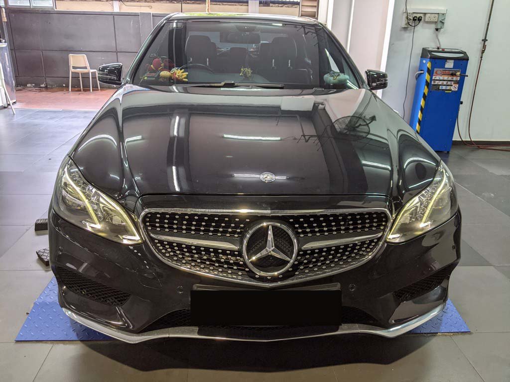 Mercedes Benz E250 Sedan Edition E (r18 Led)