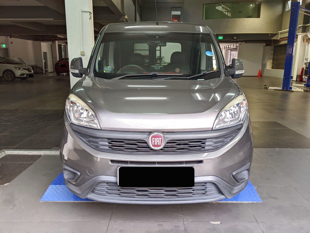 Fiat Doblo Cargo Maxi 1.6 MTJ AMT Glaze