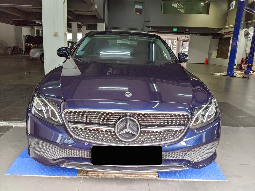 Mercedes Benz E200 Sedan Avg (r18 Led)