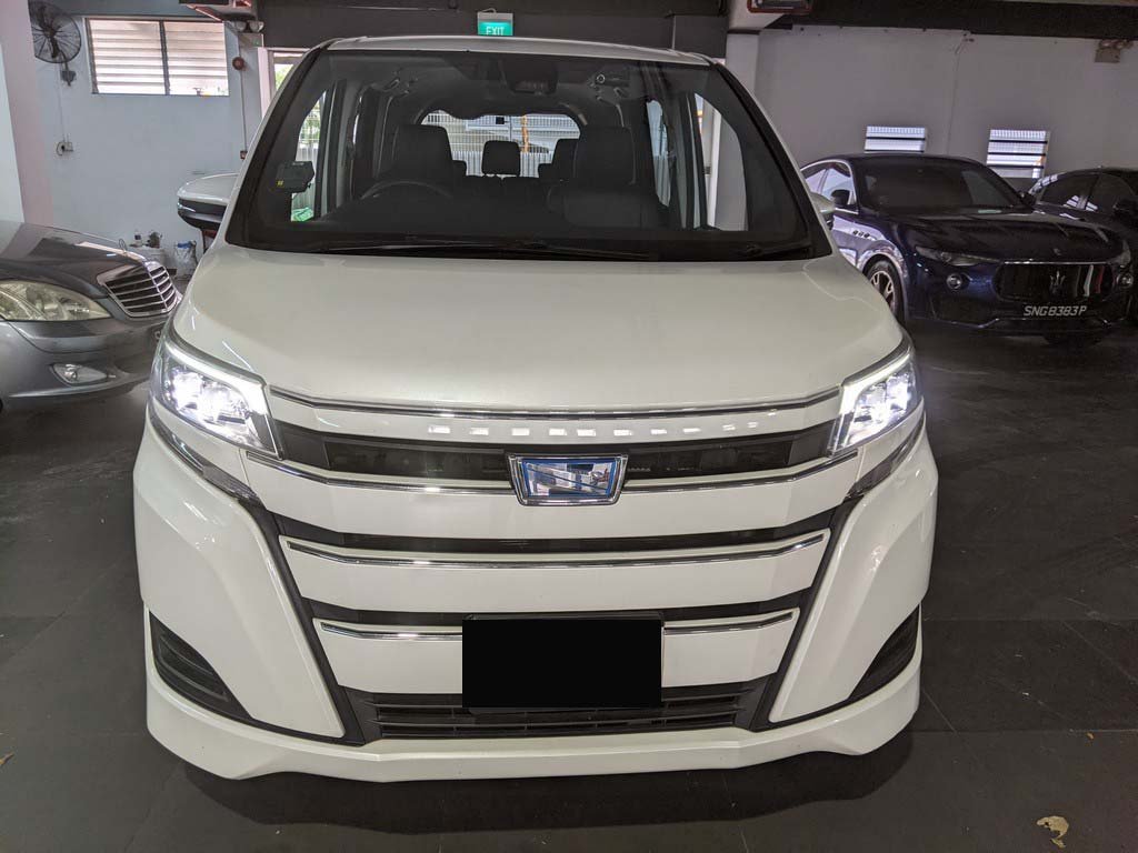 Toyota Noah Hybrid 1.8x Cvt (Hybrid)