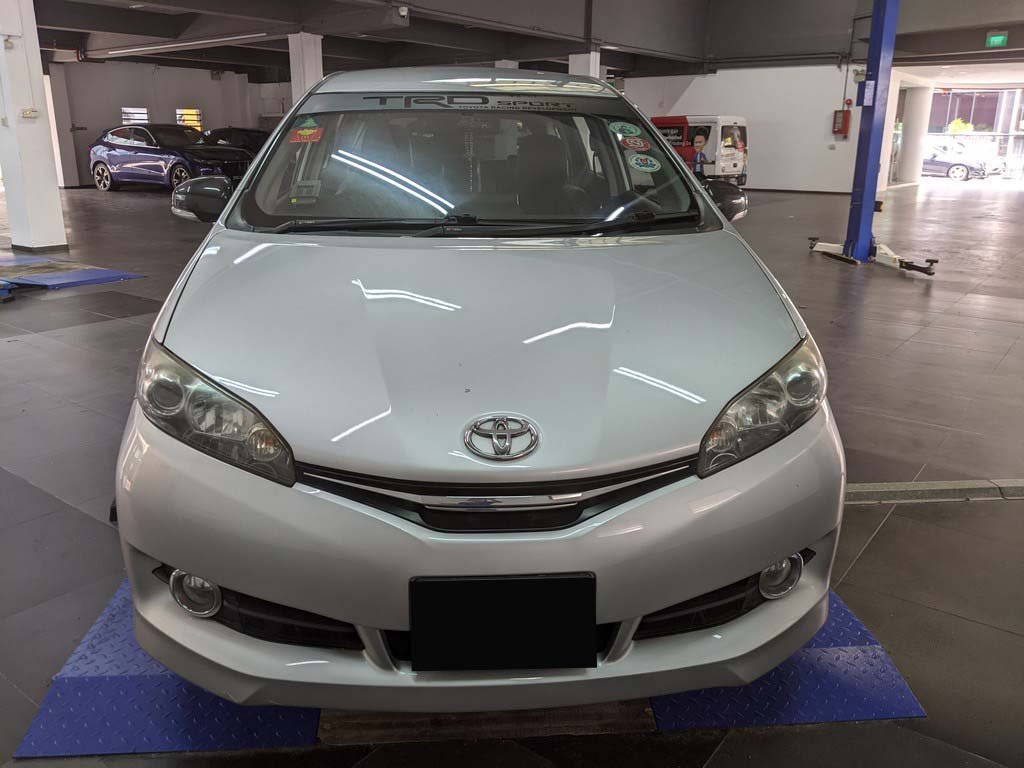 Toyota Wish 1.8 Cvt