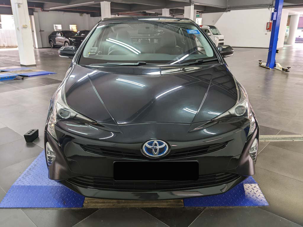 Toyota Prius 1.8S CVT (Hybrid)