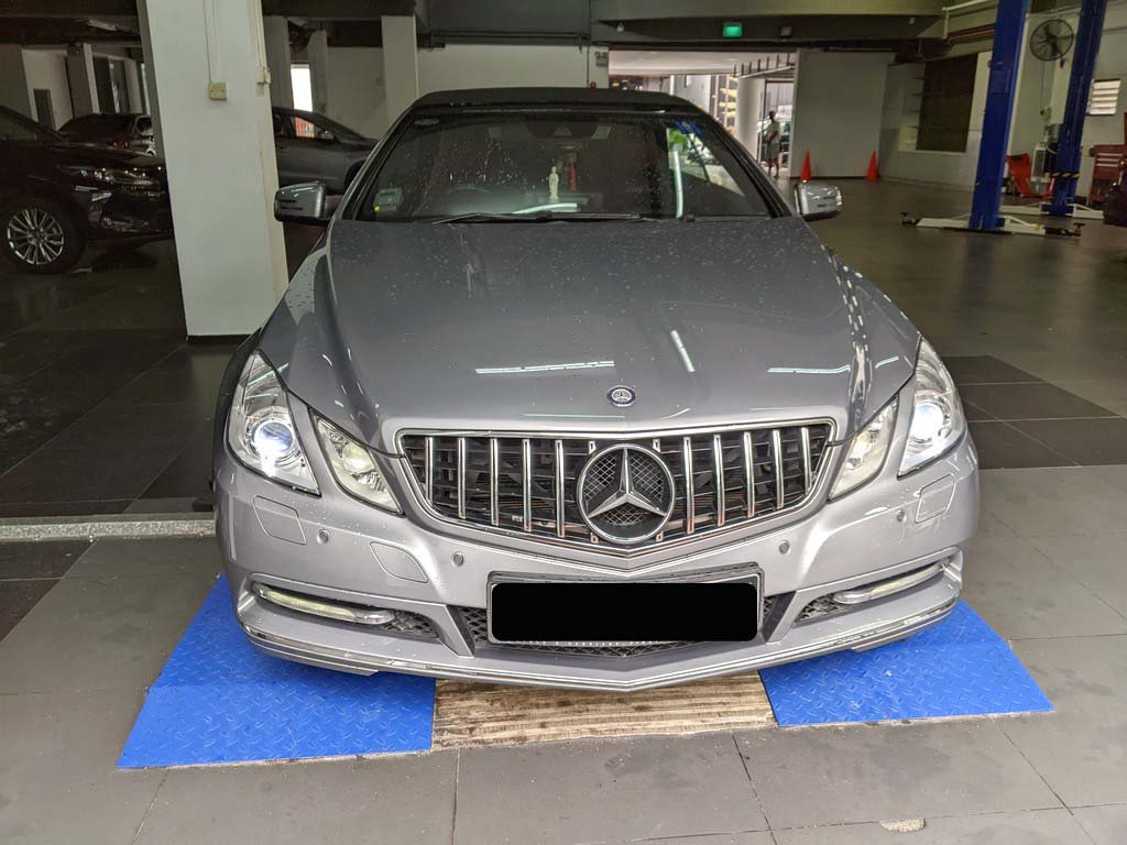 Mercedes Benz E 200 BlueEficiency Cabriolet (HID) (COE Till 11/2032) (COE Till 11/2032)