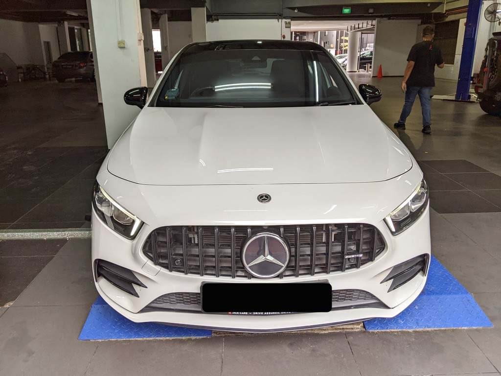 Mercedes Benz A35 Premium AMG 4Matic