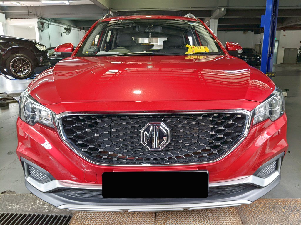 MG ZS Ev AT Deluxe (Electric Vehicle)