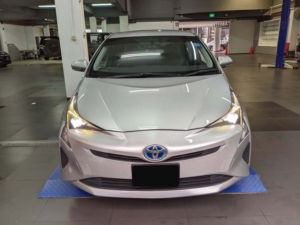Toyota Prius 1.8s CVT (Hybrid)