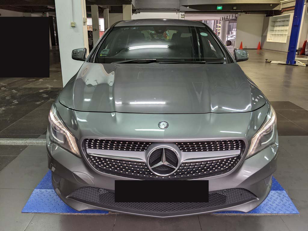 Mercedes Benz CLA180 (R18 BI)