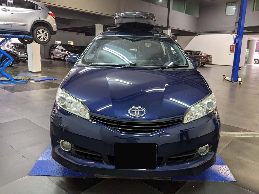Toyota Wish 2.0 Auto (COE Till 03/2030)