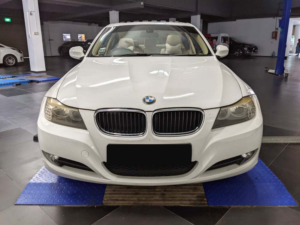 BMW 318I 2.0l A/t Abs D/airbag 2wd 4dr Sr (COE Till 03/2030)