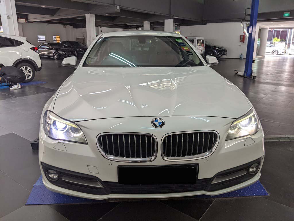 BMW 520i At 2wd 4dr Hid Nav