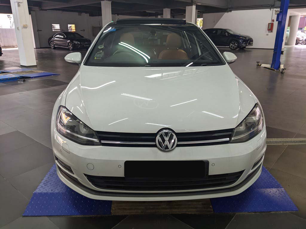 Volkswagen Golf 1.4 Tsi At 5g13hz Hid Sunroof