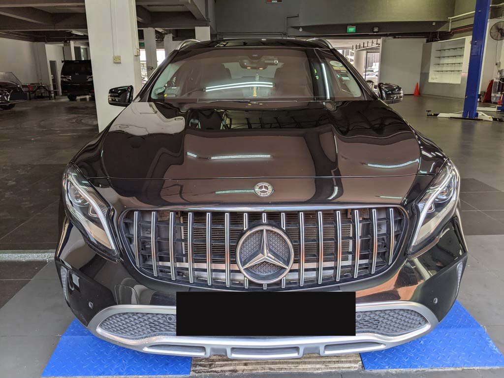 Mercedes Benz GLA180 Urban (R18 Led)