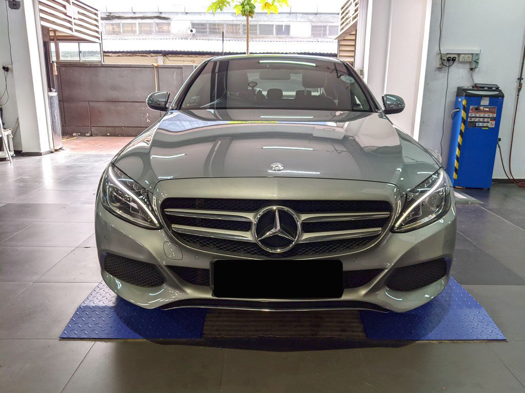 Mercedes Benz C180 Avantgarde (r17 Led)