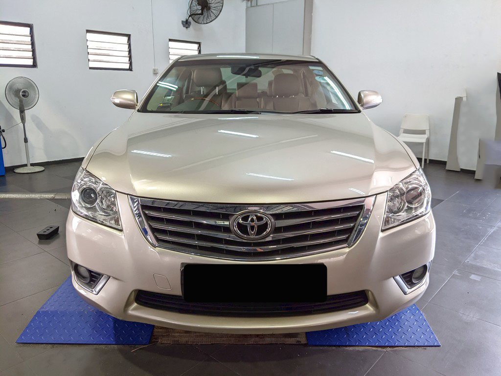 Toyota Camry 2.0 Auto Abs Airbag (COE Till 03/2030)