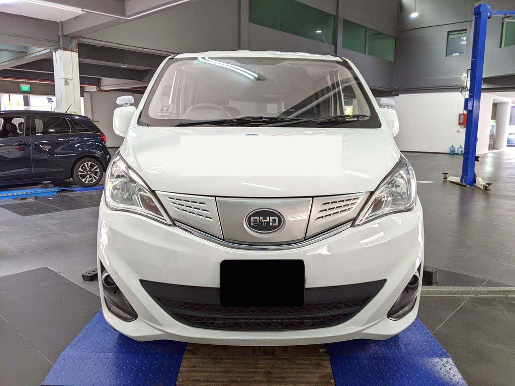 BYD T3 (Electric Vehicle)