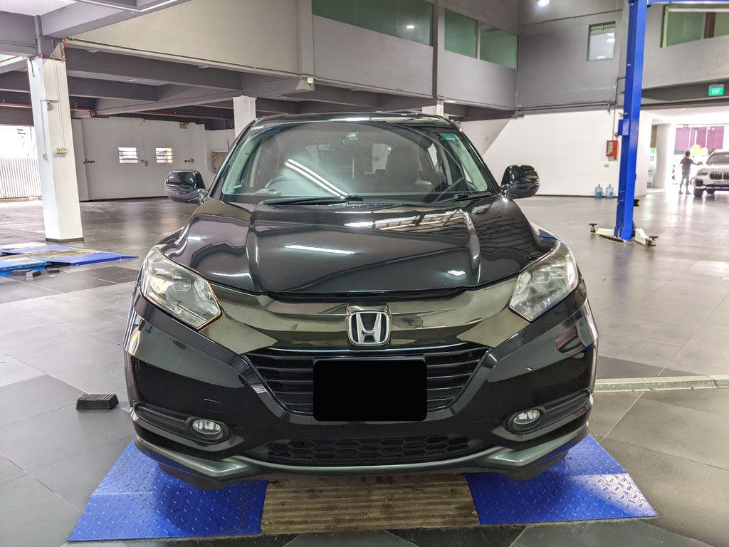 Honda Vezel 1.5x A (Hybrid)