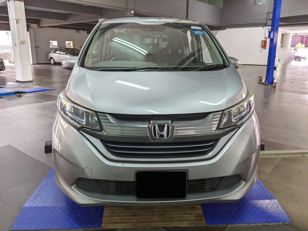 Honda Freed 1.5g Auto (Hybrid)