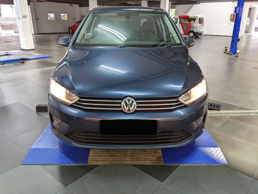 Volkswagen Sportsvan 1.4 At Am13hz Cl